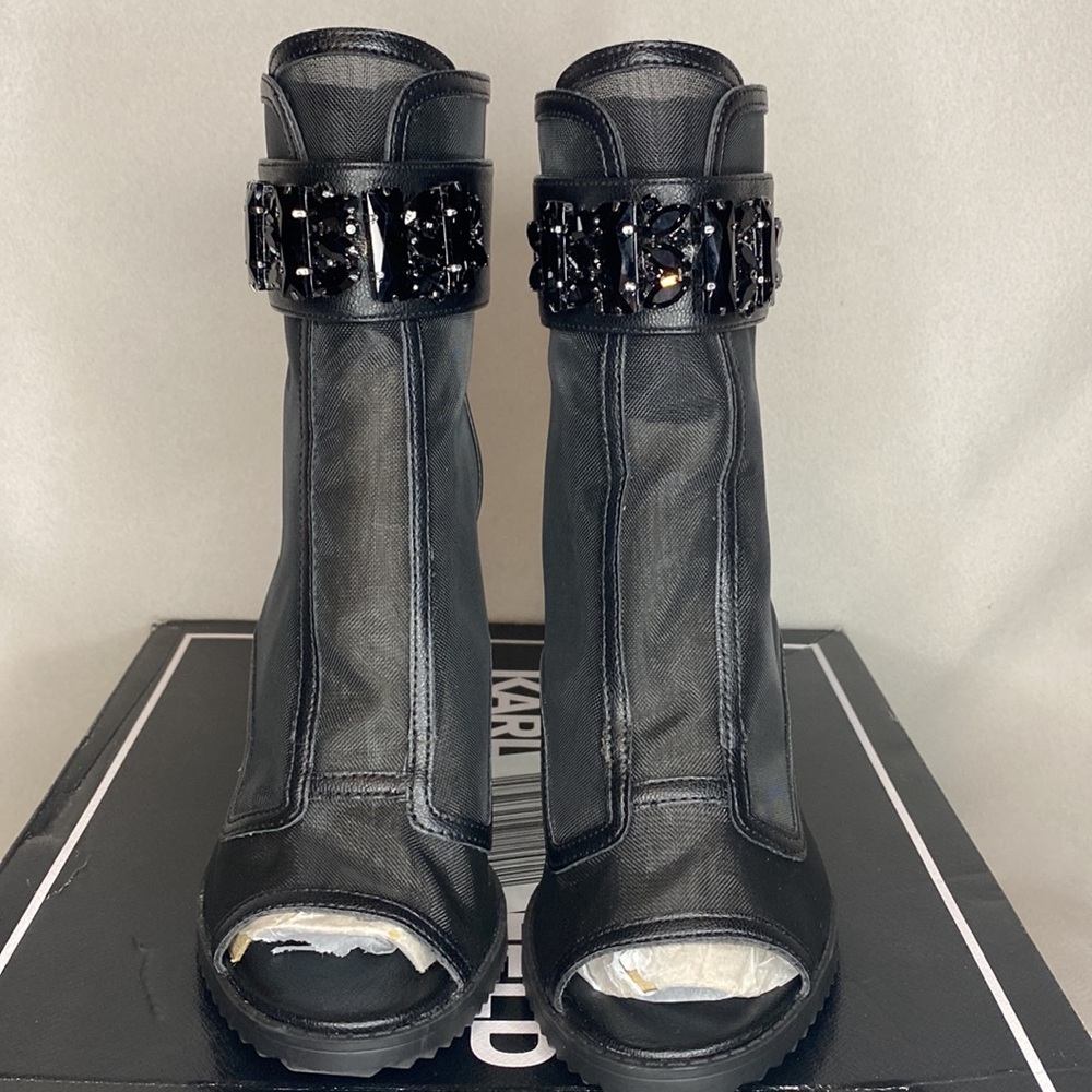 NIB Karl Lagerfeld Paris Blayze Lug Sole Booties size 8.5 - Picture 3 of 7